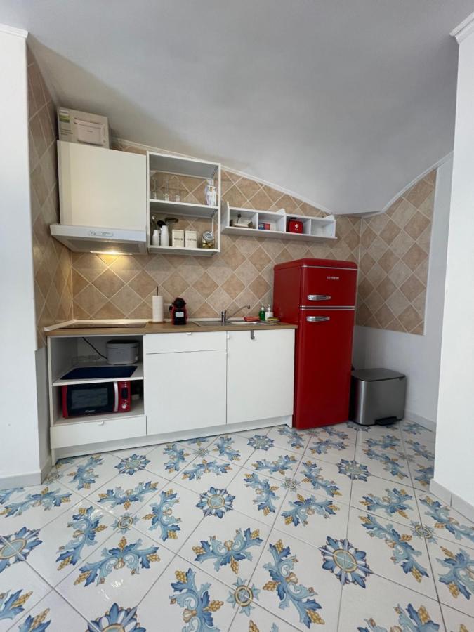 Caterina 70 Apartment Наполи Екстериор снимка
