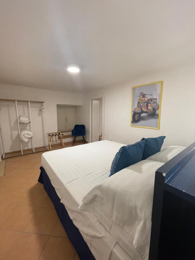 Caterina 70 Apartment Наполи Екстериор снимка
