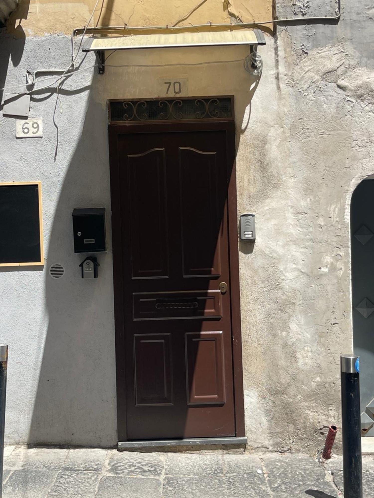Caterina 70 Apartment Наполи Екстериор снимка